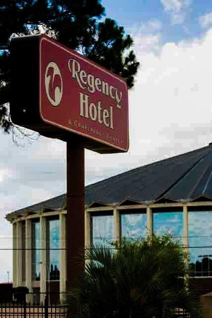 Regency Hotel & Conference Center Jackson Exterior foto